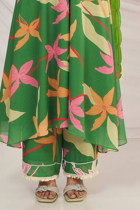 Harshita Singhvi_Green Georgette, Crepe Cut Work, Sequins, Floral Print Kaftan Kurta Set _Online_at_Aza_Fashions