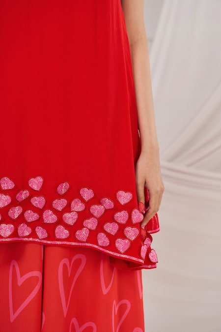 Buy_Harshita Singhvi_Red Crepe, Georgette Cut Work, Sequins 3d Heart Embroidered Kurta Palazzo Set 