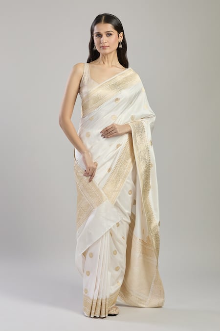 Mint N Oranges_White Silk Embroidery, Zari Floral Butta Hand Woven Saree _Online_at_Aza_Fashions