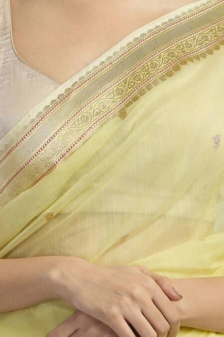 Shop_Mint N Oranges_Yellow Cotton Embroidery Hexagon Pattern Pallu Saree _Online_at_Aza_Fashions