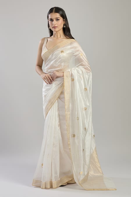 Mint N Oranges_White Chanderi Silk Embroidery Flower Hand Woven Saree _Online_at_Aza_Fashions