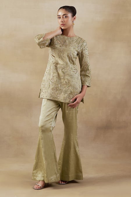Shalkii_Green Handloom Cotton Cut Work, Garden Embroidered Kurta And Bell Bottom Pant Set _Online_at_Aza_Fashions