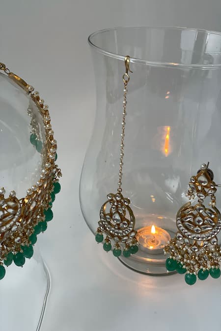 Studio6 Jewels_Green Pearls Kundan And Bead Embellished Necklace Set _Online_at_Aza_Fashions