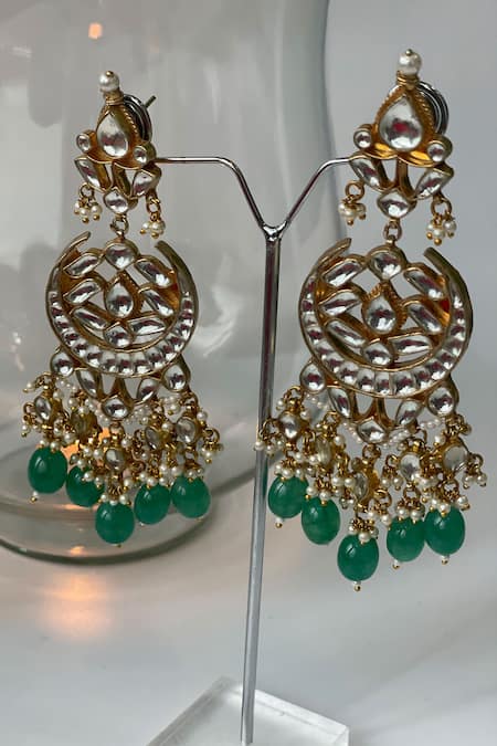 Buy_Studio6 Jewels_Green Pearls Kundan And Bead Embellished Necklace Set _Online_at_Aza_Fashions