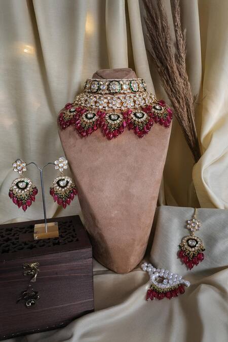 Shop Studio6 Jewels Pink Beads Floral Moon Kundan Necklace Set at Aza Fashions Shop_Studio6 Jewels_Pink Beads Floral Moon Kundan Necklace Set_at_Aza_Fashions
