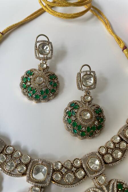 Buy_Studio6 Jewels_Green Zari Gold Plated Zircon Necklace Set _Online_at_Aza_Fashions