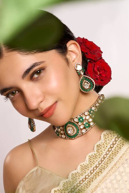 Studio6 Jewels Zircon Embellished Green Necklace Set 