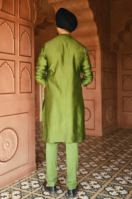 Sanvir Singh Spade Embroidered Kurta Set 