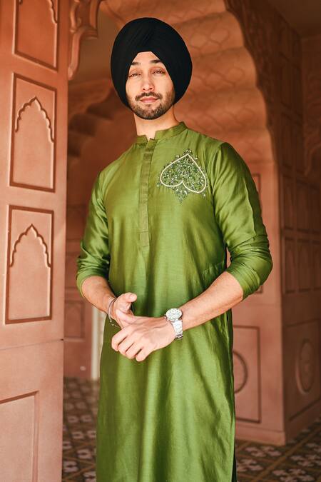 Sanvir Singh_Green Chanderi, Cotton Embroidery Spade Kurta Set _at_Aza_Fashions