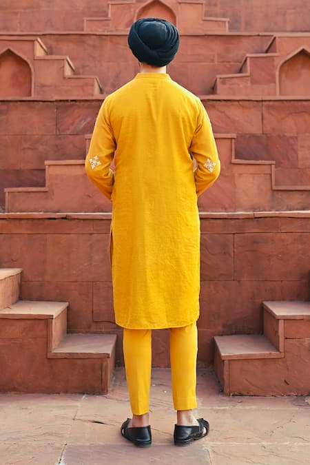 Sanvir Singh Amber Yellow Zari Embroidered Kurta Set 