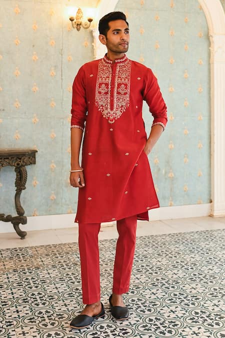 Sanvir Singh_Maroon Chanderi, Cotton Embroidery Resham Kurta Set _Online_at_Aza_Fashions