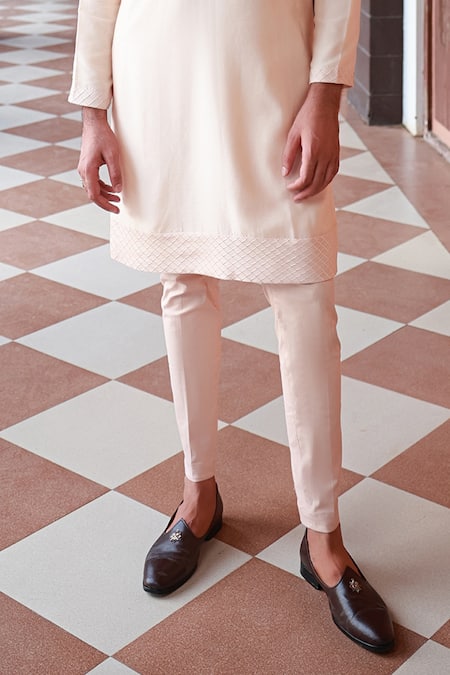 Sanvir Singh_Peach Satin, Chanderi, Cotton Embroidery Floral Jacket And Kurta Set _Online_at_Aza_Fashions