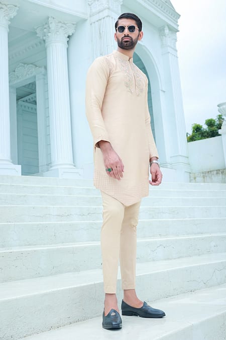 Sanvir Singh Beige Floral Vine Embroidered Kurta Set 
