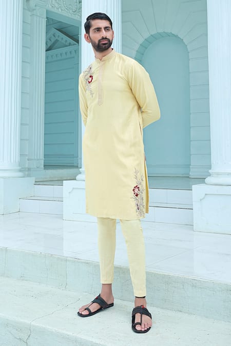 Sanvir Singh Anchor Thread Embroidered Kurta Set 