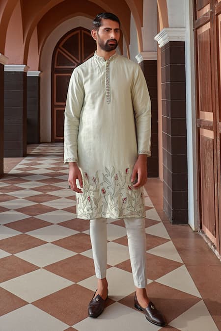 Sanvir Singh Flower Petal Embroidered Kurta Set 