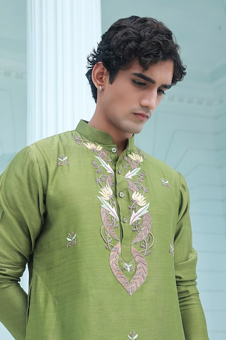 Buy_Sanvir Singh_Green Chanderi, Cotton Zari, Embroidery Thread And Zardozi Kurta Set _Online_at_Aza_Fashions