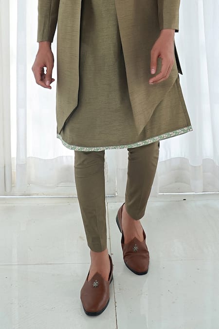 Sanvir Singh_Green Silk, Cotton Embroidery, Zari Zardozi Kurta Set With Jacket _Online_at_Aza_Fashions