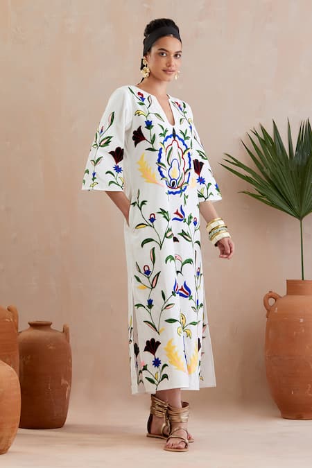 Buy Indian Summer Story Ivory Cotton Embroidery Round Neck Crest Midi Dress Online at Aza Fashions Buy_Indian Summer Story_Ivory Cotton Embroidery Round Neck Crest Midi Dress _Online_at_Aza_Fashions
