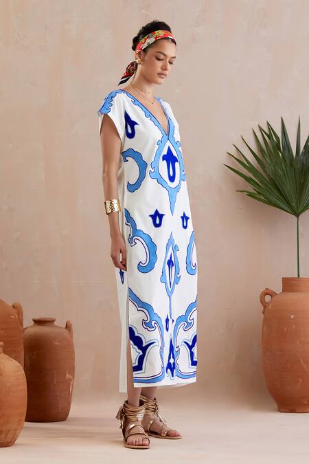 Buy Indian Summer Story Ivory Cotton Embroidery V-neck Dori Floral Midi Dress Online at Aza Fashions Buy_Indian Summer Story_Ivory Cotton Embroidery V-neck Dori Floral Midi Dress _Online_at_Aza_Fashions