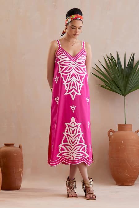 Indian Summer Story Fuchsia Thread Embroidered Midi Dress 