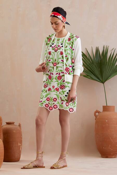 Indian Summer Story_Ivory Crepe Embroidery Open Neck Floral Thread Jacket _Online_at_Aza_Fashions