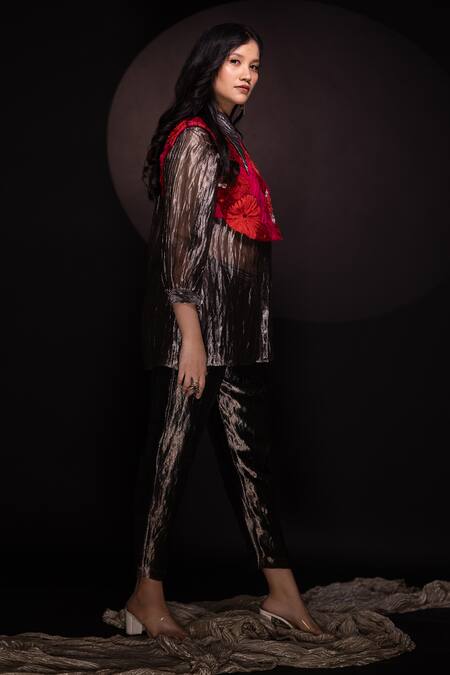 Buy Chambray & CO. Gray Silk Embroidery Collared, Round Neck Floral Jacket Pant Set Online at Aza Fashions Buy_Chambray & CO._Gray Silk Embroidery Collared, Round Neck Floral Jacket Pant Set _Online_at_Aza_Fashions