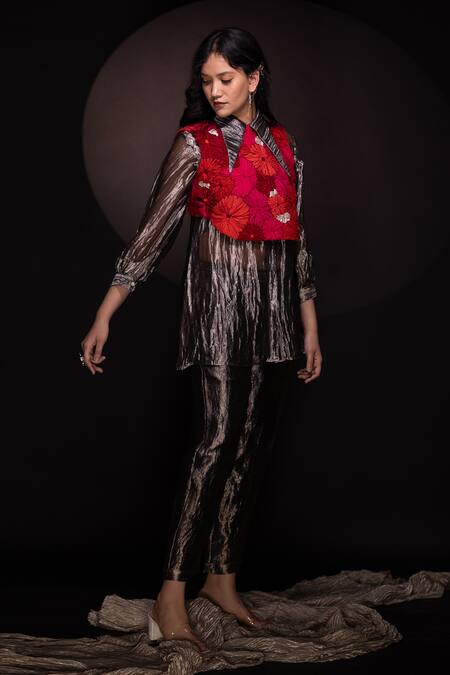 Buy Chambray & CO. Gray Silk Embroidery Collared, Round Neck Floral Jacket Pant Set Buy_Chambray & CO._Gray Silk Embroidery Collared, Round Neck Floral Jacket Pant Set