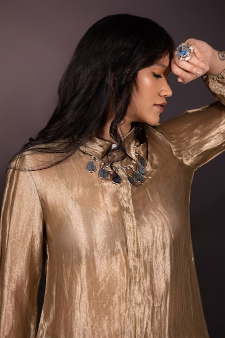 Buy_Chambray & CO._Gold Silk, Velvet Collared Textured Shirt And Pant Set 