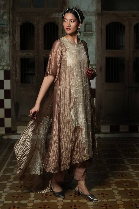 Buy_Chambray & CO._Beige Cotton, Silk Embroidery Round Neck And Silver Resham Kurta Set _Online_at_Aza_Fashions
