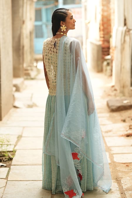 Chambray & CO. Cutwork Bloom Embroidered Overlay Set 