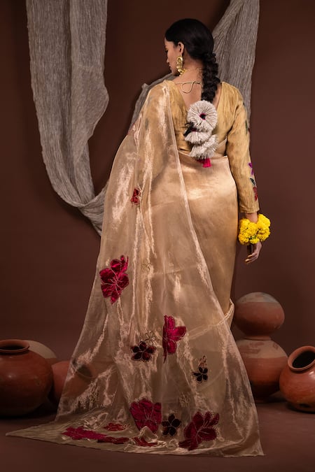 Shop Chambray & CO. Gold Silk, Tissue Embroidery, Applique V-neck Floral Saree Set at Aza Fashions Shop_Chambray & CO._Gold Silk, Tissue Embroidery, Applique V-neck Floral Saree Set _at_Aza_Fashions