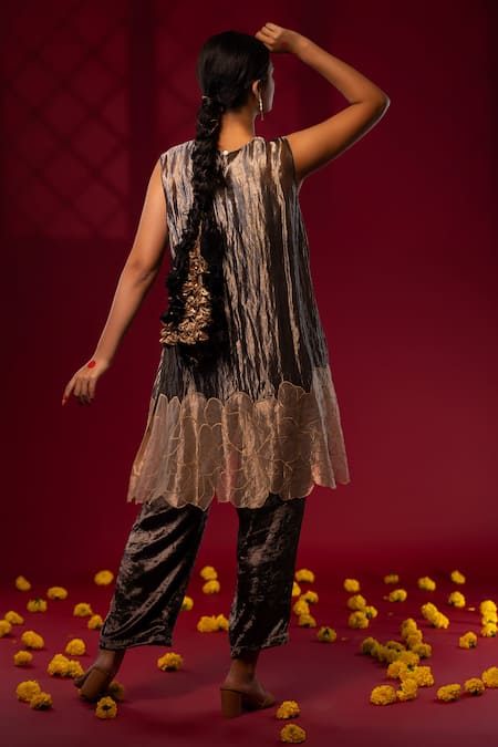 Shop Chambray & CO. Gray Silk, Cotton, Velvet Embroidery Round Gunmetal Floral Patchwork Kurta Set at Aza Fashions Shop_Chambray & CO._Gray Silk, Cotton, Velvet Embroidery Round Gunmetal Floral Patchwork Kurta Set _at_Aza_Fashions