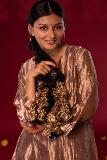 Chambray & CO. Brown Silk, Cotton Embroidery, Patchwork Round Neck Resham Kurta And Pant Set at Aza Fashions Chambray & CO._Brown Silk, Cotton Embroidery, Patchwork Round Neck Resham Kurta And Pant Set _at_Aza_Fashions