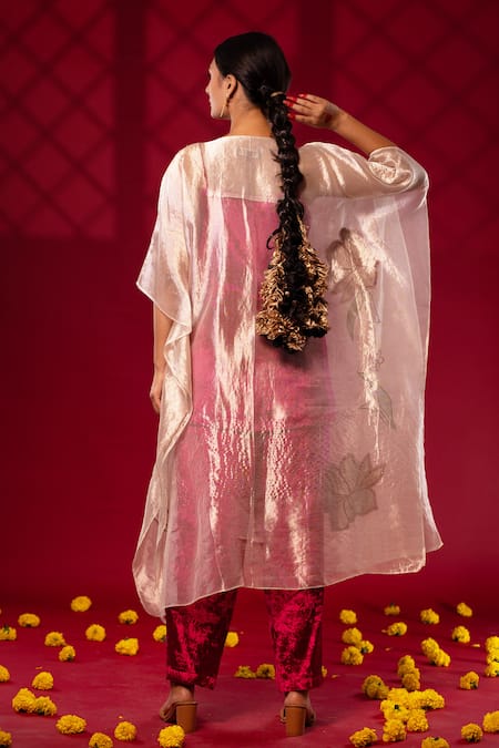 Chambray & CO. Silver & Pink Resham Patchwork Kaftan Set 