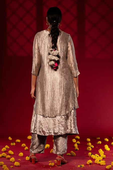 Chambray & CO. Silver Pleated Overlay Tunic & Pant Set 