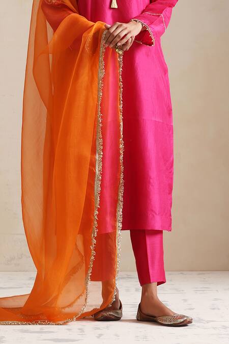 Shikha Mehta Pink , Organza Embroidery, Lace V-neck Paisley Bloom Kurta Set Online at Aza Fashions Shikha Mehta_Pink , Organza Embroidery, Lace V-neck Paisley Bloom Kurta Set _Online_at_Aza_Fashions