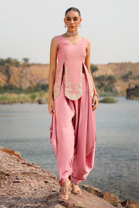 Buy Label Moni K Pink Satin Embroidery V-neck Dori Kurta With Harem Pant Online at Aza Fashions Buy_Label Moni K_Pink Satin Embroidery V-neck Dori Kurta With Harem Pant _Online_at_Aza_Fashions