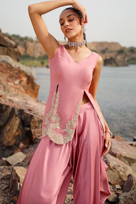 Shop Label Moni K Pink Satin Embroidery V-neck Dori Kurta With Harem Pant Online at Aza Fashions Shop_Label Moni K_Pink Satin Embroidery V-neck Dori Kurta With Harem Pant _Online_at_Aza_Fashions
