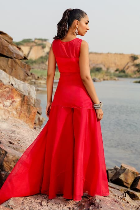 Shop Label Moni K Red Viscose Embroidery Round Neck Bloom Jaal Patch Kurta Set at Aza Fashions Shop_Label Moni K_Red Viscose Embroidery Round Neck Bloom Jaal Patch Kurta Set _at_Aza_Fashions