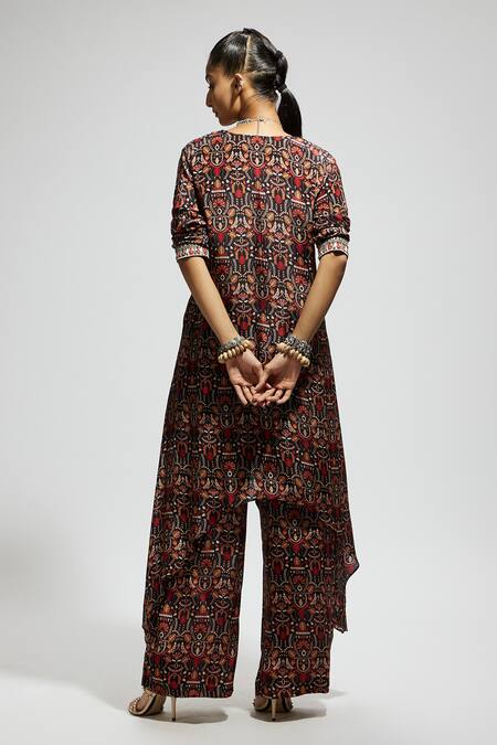 Shop Sva By Sonam & Paras Modi Gray Crepe V-neck Floral Jaal Print Asymmetric Tunic Set at Aza Fashions Shop_Sva By Sonam & Paras Modi_Gray Crepe V-neck Floral Jaal Print Asymmetric Tunic Set_at_Aza_Fashions