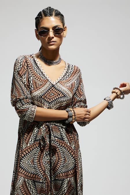 Buy Sva By Sonam & Paras Modi Brown Crepe Zari V-neck Zentangle Abstract Print Tunic And Pant Set Buy_Sva By Sonam & Paras Modi_Brown Crepe Zari V-neck Zentangle Abstract Print Tunic And Pant Set