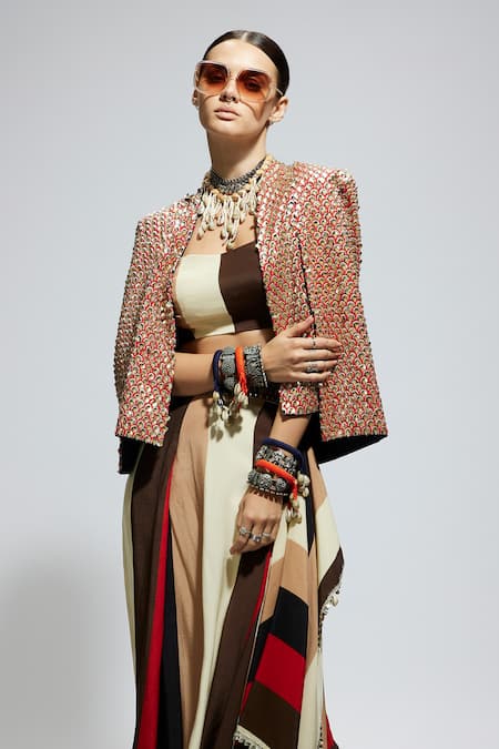 Shop Sva By Sonam & Paras Modi Orange Scallop Embroidered Cape Jacket at Aza Fashions Shop_Sva By Sonam & Paras Modi_Orange Scallop Embroidered Cape Jacket_at_Aza_Fashions