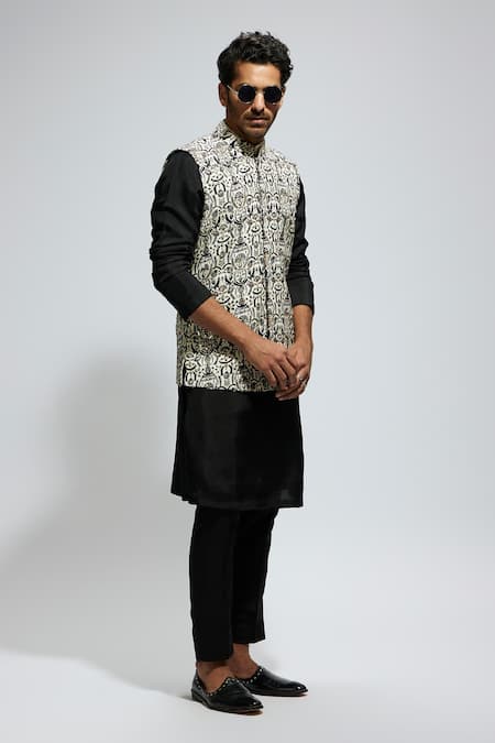 Buy_Sva By Sonam & Paras Modi_Black Silk Sequins Leaf Print Sleeveless Bundi_Online_at_Aza_Fashions