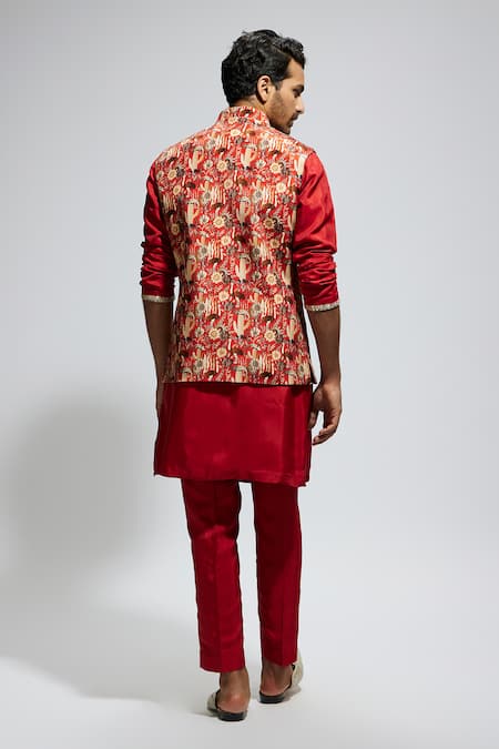 Shop Sva By Sonam & Paras Modi Orange Silk Wildlife Print Sleeveless Bundi at Aza Fashions Shop_Sva By Sonam & Paras Modi_Orange Silk Wildlife Print Sleeveless Bundi_at_Aza_Fashions