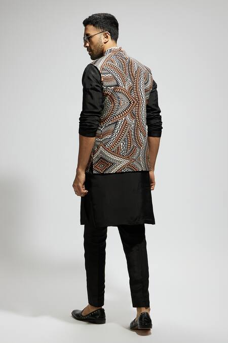 Shop Sva By Sonam & Paras Modi Brown Silk Zentangle Print Sleeveless Bundi at Aza Fashions Shop_Sva By Sonam & Paras Modi_Brown Silk Zentangle Print Sleeveless Bundi_at_Aza_Fashions