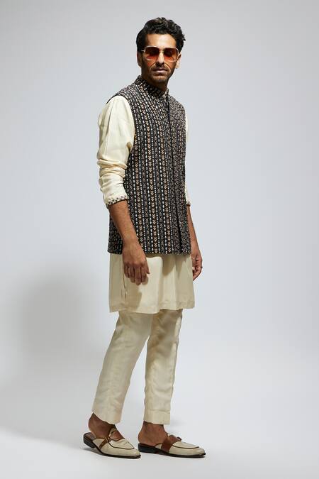 Sva By Sonam & Paras Modi_Black Silk Embroidery Boho Stripe Bundi_at_Aza_Fashions