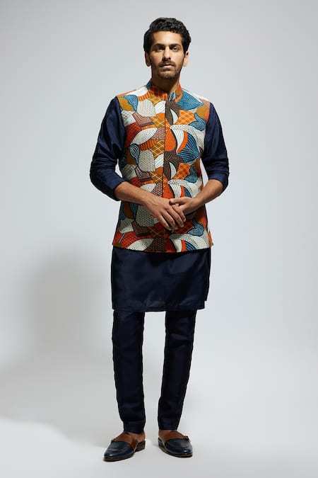 Sva By Sonam & Paras Modi_Multi Color Silk Embroidery Foliage Bundi_Online_at_Aza_Fashions