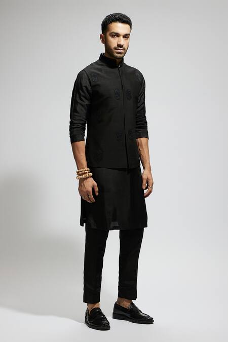 Buy_Sva By Sonam & Paras Modi_Black Silk Embroidery Mask Bundi_Online_at_Aza_Fashions