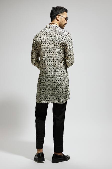 Shop Sva By Sonam & Paras Modi White Crepe Geometric Print Kurta at Aza Fashions Shop_Sva By Sonam & Paras Modi_White Crepe Geometric Print Kurta_at_Aza_Fashions