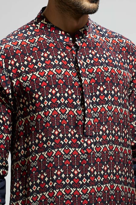 Sva By Sonam & Paras Modi_Blue Crepe Geometric Print Kurta_at_Aza_Fashions